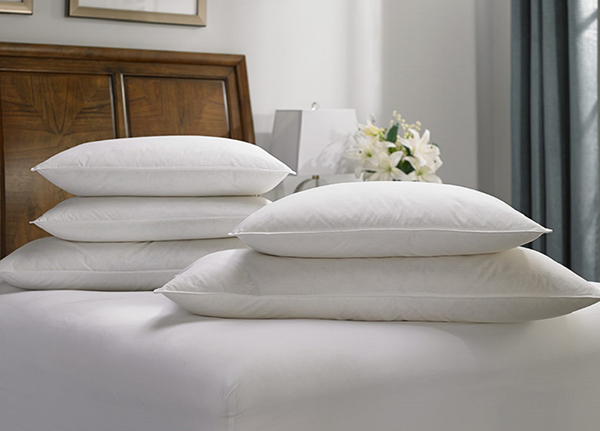 وسادة الفندق