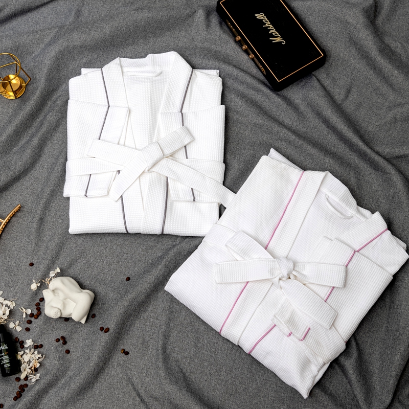 روب حمام فندقي قطني 100% من قماش الوافل الصغير بياقة كيمونو روب حمام فندقي قطني 100% من قماش الوافل الصغير بياقة كيمونو