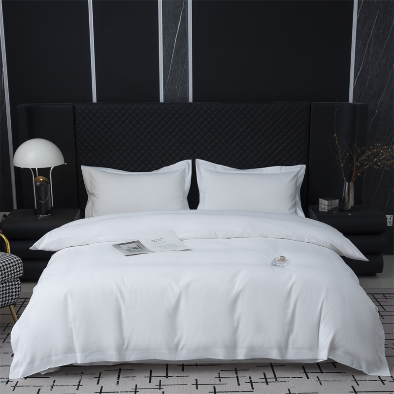 طقم بياضات سرير فندقي اقتصادي من البوليستر 100% بوزن 135 جرامًا للمتر المربع طقم بياضات سرير فندقي اقتصادي من البوليستر 100% بوزن 135 جرامًا للمتر المربع