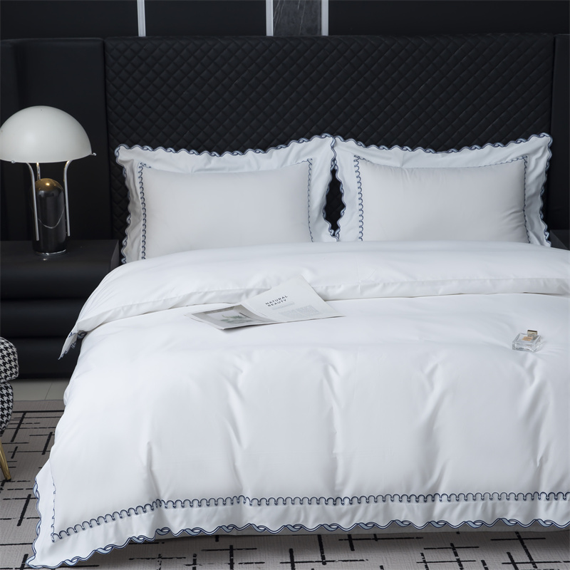 طقم مفروشات ساتان فاخر بتصميم تطريز رائع 350 خيط طقم مفروشات ساتان فاخر بتصميم تطريز رائع 350 خيط