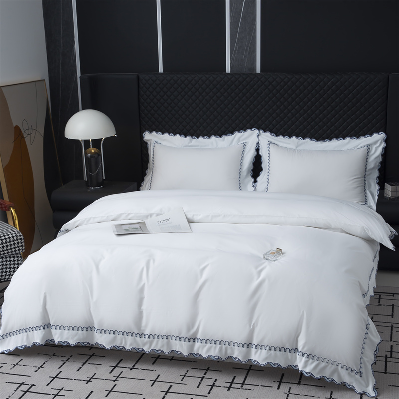 طقم مفروشات ساتان فاخر بتصميم تطريز رائع 350 خيط طقم مفروشات ساتان فاخر بتصميم تطريز رائع 350 خيط