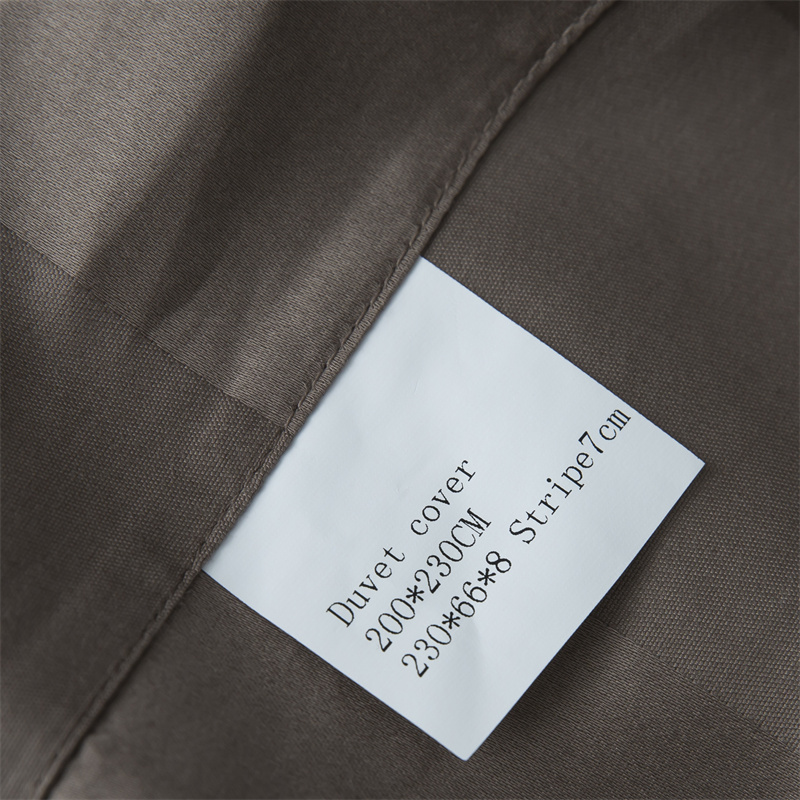 طقم مفروشات من قطن الساتين 750TC بخطوط ساتين 7 سم طقم مفروشات من قطن الساتين 750TC بخطوط ساتين 7 سم