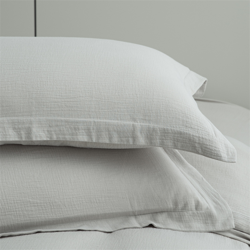 طقم مفروشات من قماش الشاش القطني 100% بطبقتين فائق النعومة طقم مفروشات من قماش الشاش القطني 100% بطبقتين فائق النعومة