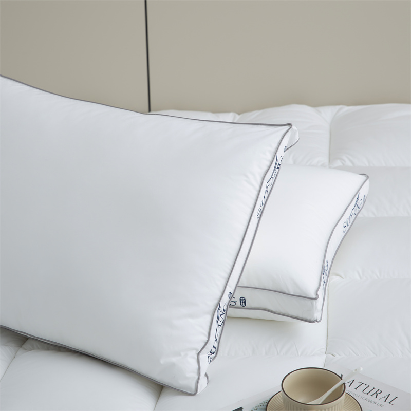 واقي مرتبة بحشوة ألياف دقيقة وطباعة شعار مخصصة وقماش مقاوم للزغب 40s مع حواف واقي مرتبة بحشوة ألياف دقيقة وطباعة شعار مخصصة وقماش مقاوم للزغب 40s مع حواف