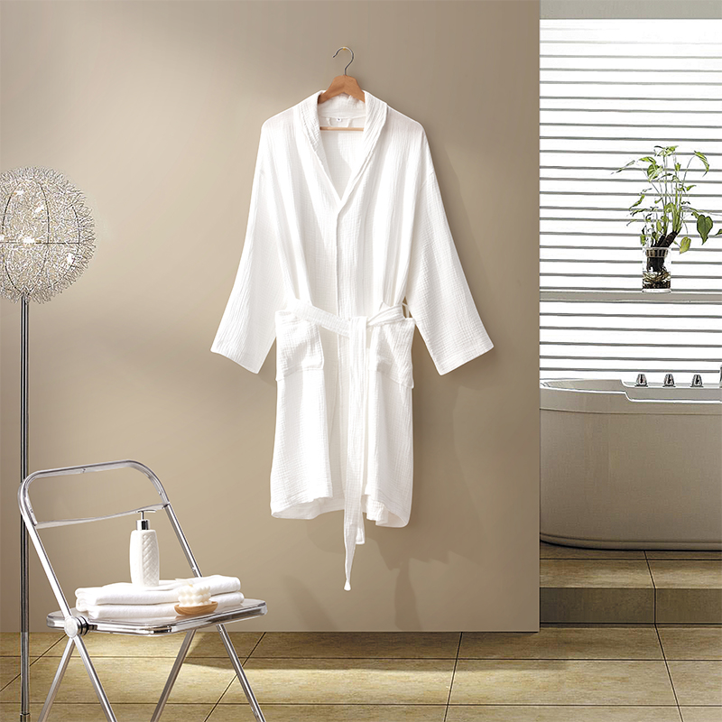 روب حمام من قماش الشاش القطني مزدوج الطبقات بياقة شال فندقي روب حمام من قماش الشاش القطني مزدوج الطبقات بياقة شال فندقي