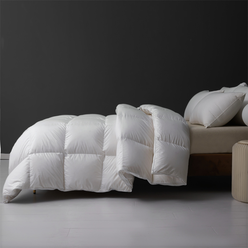 لحاف ريش إوز ناعم وخفيف الوزن لتدفئة الشتاء لحاف ريش إوز ناعم وخفيف الوزن لتدفئة الشتاء