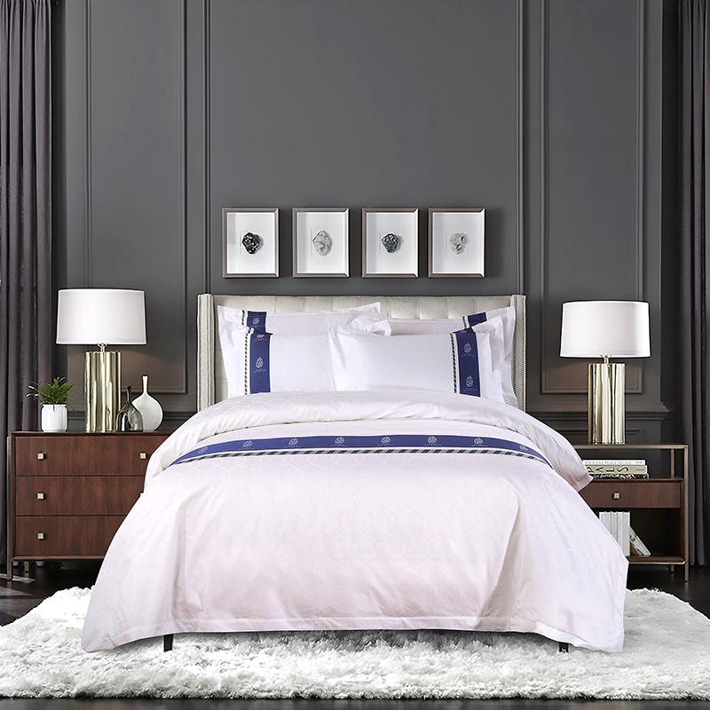 طقم بياضات سرير من القطن الخالص 100% مصبوغ بالغزل مع شعار مخصص