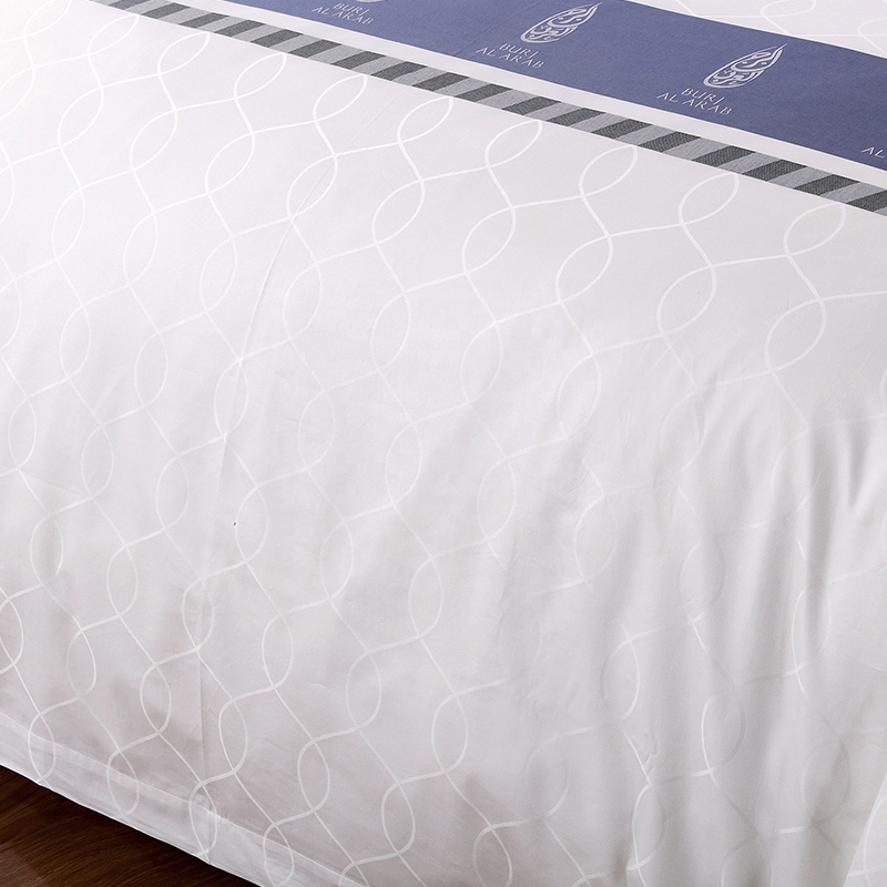 طقم بياضات سرير من القطن الخالص 100% مصبوغ بالغزل مع شعار مخصص طقم بياضات سرير من القطن الخالص 100% مصبوغ بالغزل مع شعار مخصص