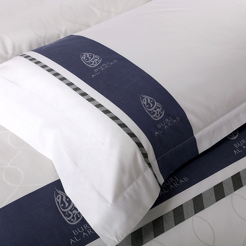 طقم بياضات سرير من القطن الخالص 100% مصبوغ بالغزل مع شعار مخصص طقم بياضات سرير من القطن الخالص 100% مصبوغ بالغزل مع شعار مخصص