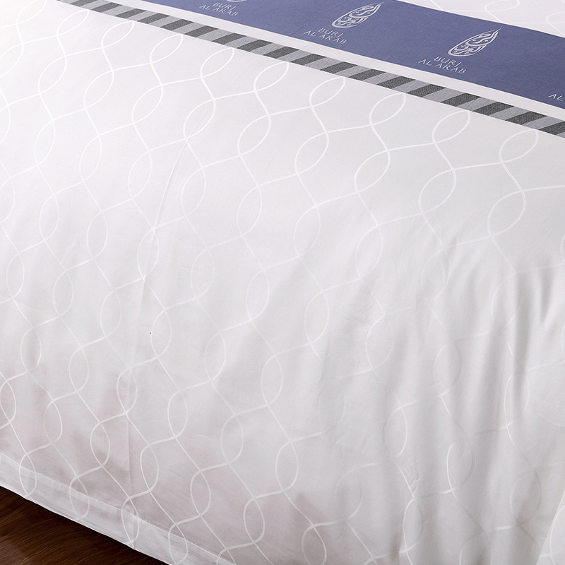 طقم بياضات سرير من القطن الخالص 100% مصبوغ بالغزل مع شعار مخصص طقم بياضات سرير من القطن الخالص 100% مصبوغ بالغزل مع شعار مخصص