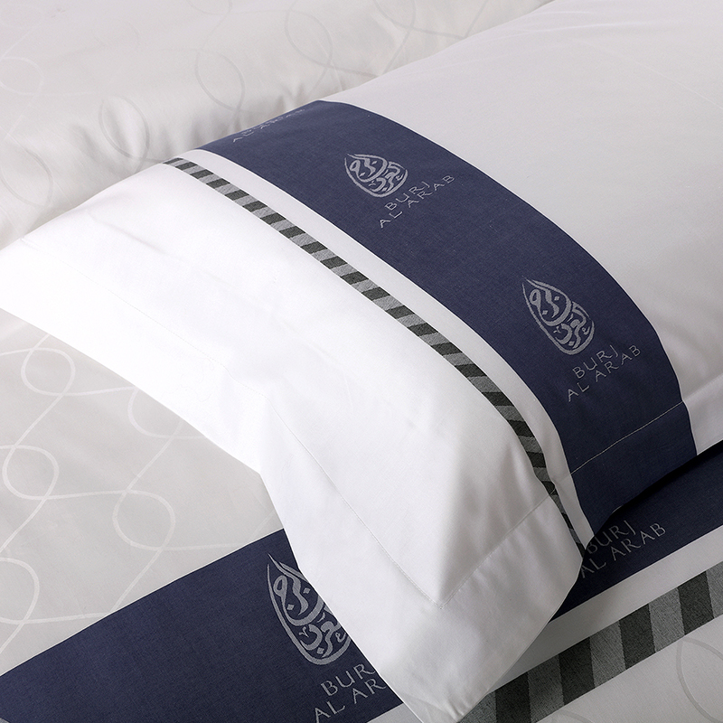 طقم بياضات سرير من القطن الخالص 100% مصبوغ بالغزل مع شعار مخصص طقم بياضات سرير من القطن الخالص 100% مصبوغ بالغزل مع شعار مخصص