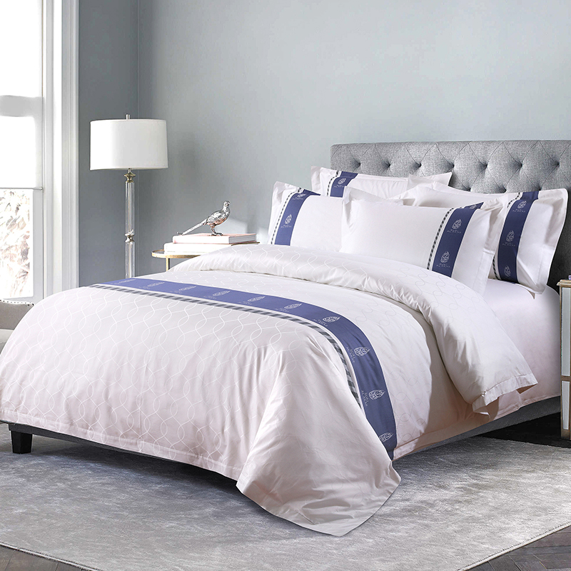 طقم بياضات سرير من القطن الخالص 100% مصبوغ بالغزل مع شعار مخصص طقم بياضات سرير من القطن الخالص 100% مصبوغ بالغزل مع شعار مخصص